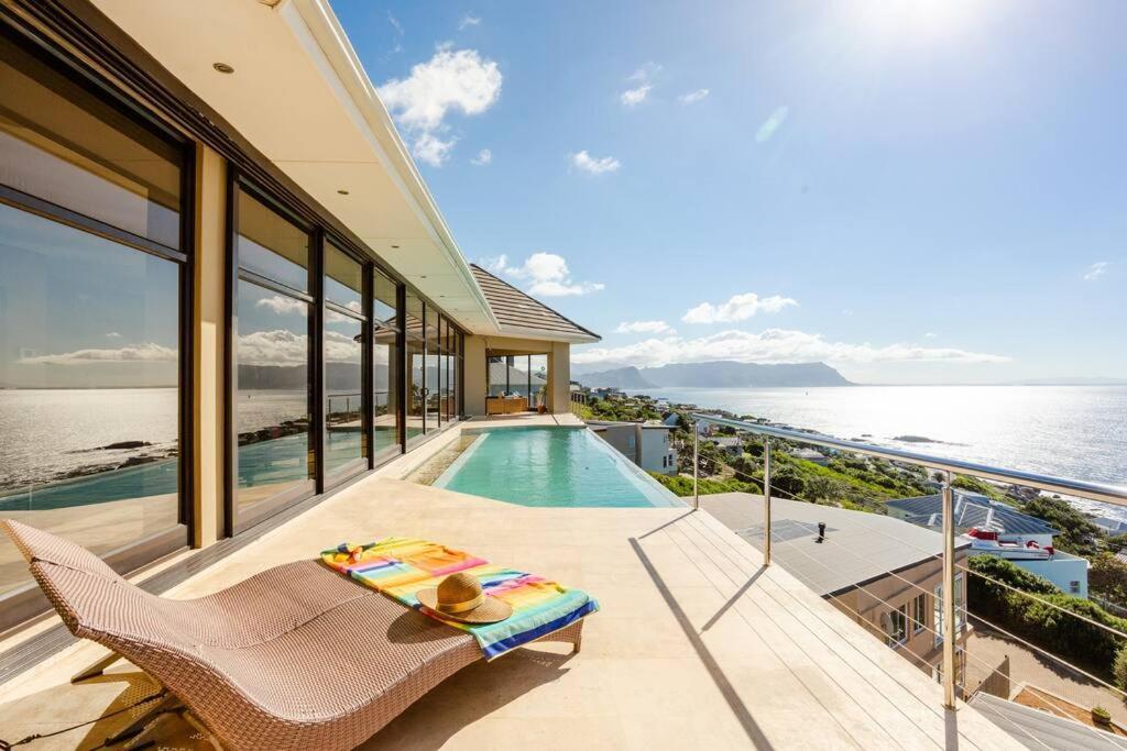 Aqua Terra Boutique Guesthouse Саймонстаун Экстерьер фото