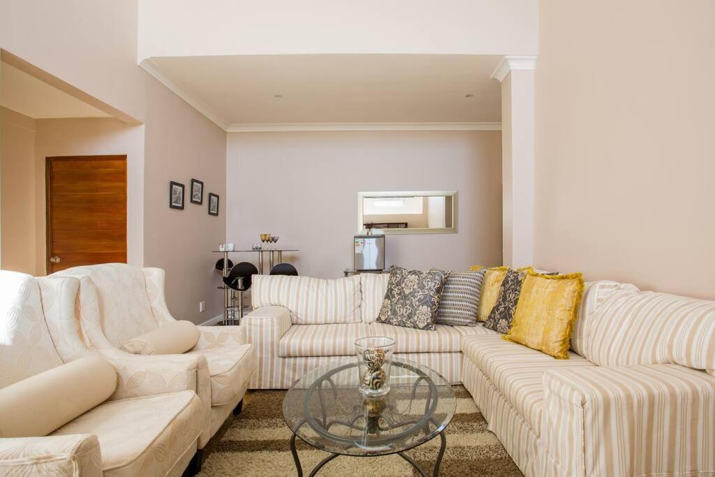 Aqua Terra Boutique Guesthouse Саймонстаун Экстерьер фото